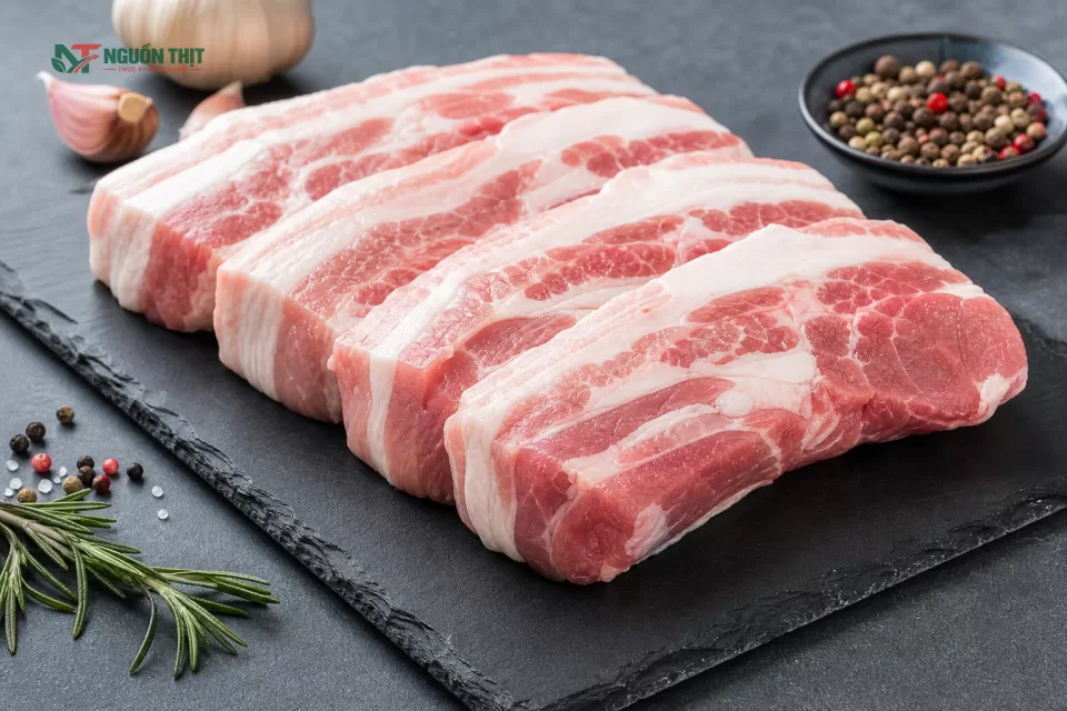 Mua Thịt Heo Đông Lạnh Giá Sỉ Tại TP.HCM Cho Nhà Hàng, Quán Ăn